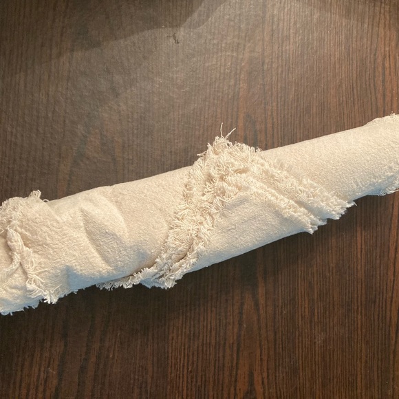 Linen napkins 16” with fringed edge - Picture 3 of 4